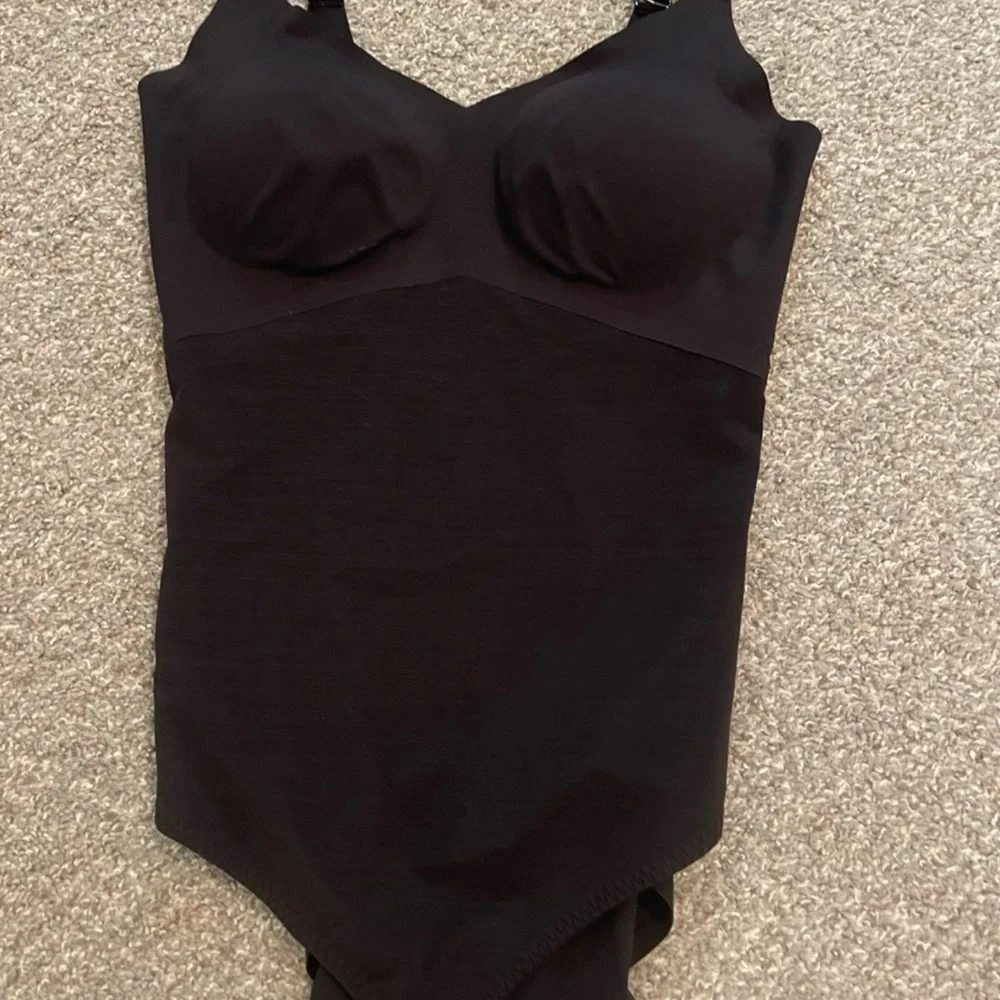 Honeylove Black Shapewear XL Bodysuit with Adjustable Straps - Picture 2 of 7